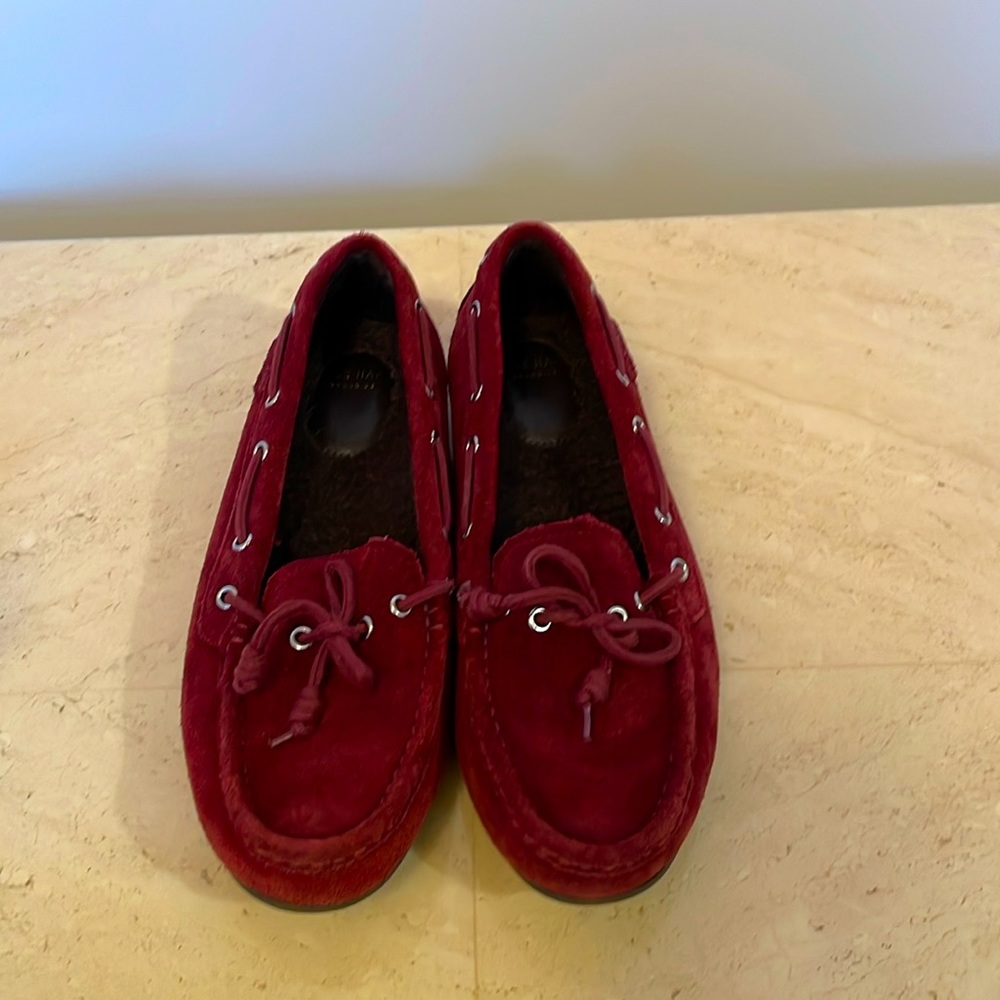 NWOB Cole haan grand OS driver flat size 6 burgundy